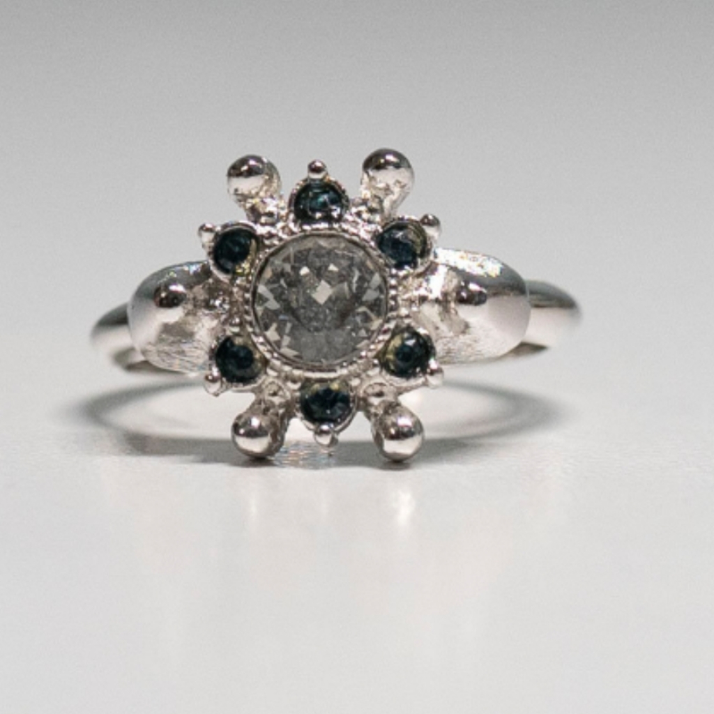 Vintage, 1974 Vintage Avon Ring